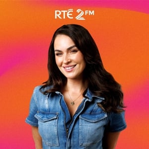 2FM Morning with Laura Fox